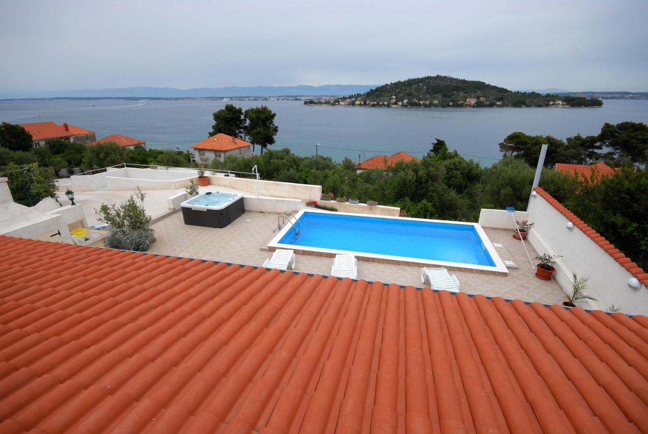 Apartments And Rooms With A Swimming Pool Kali, Ugljan - 14083 Екстер'єр фото