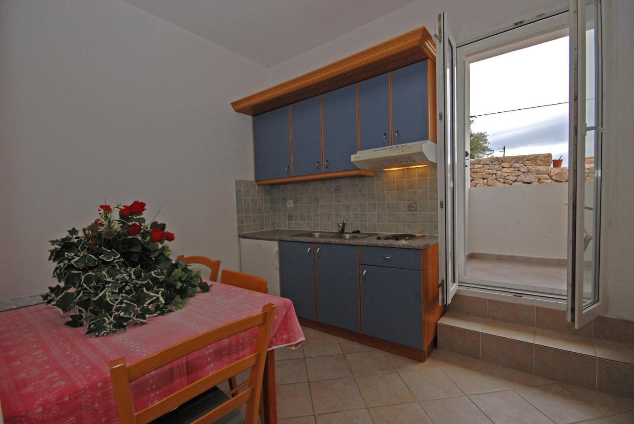Apartments And Rooms With A Swimming Pool Kali, Ugljan - 14083 Екстер'єр фото