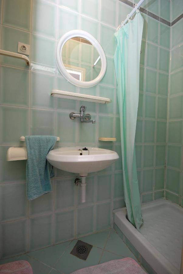 Apartments And Rooms With A Swimming Pool Kali, Ugljan - 14083 Екстер'єр фото